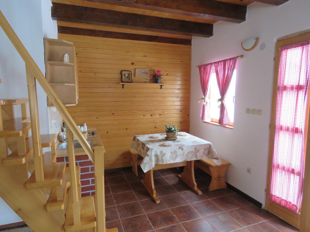 Guesthouse Stefanac Otočac المظهر الخارجي الصورة